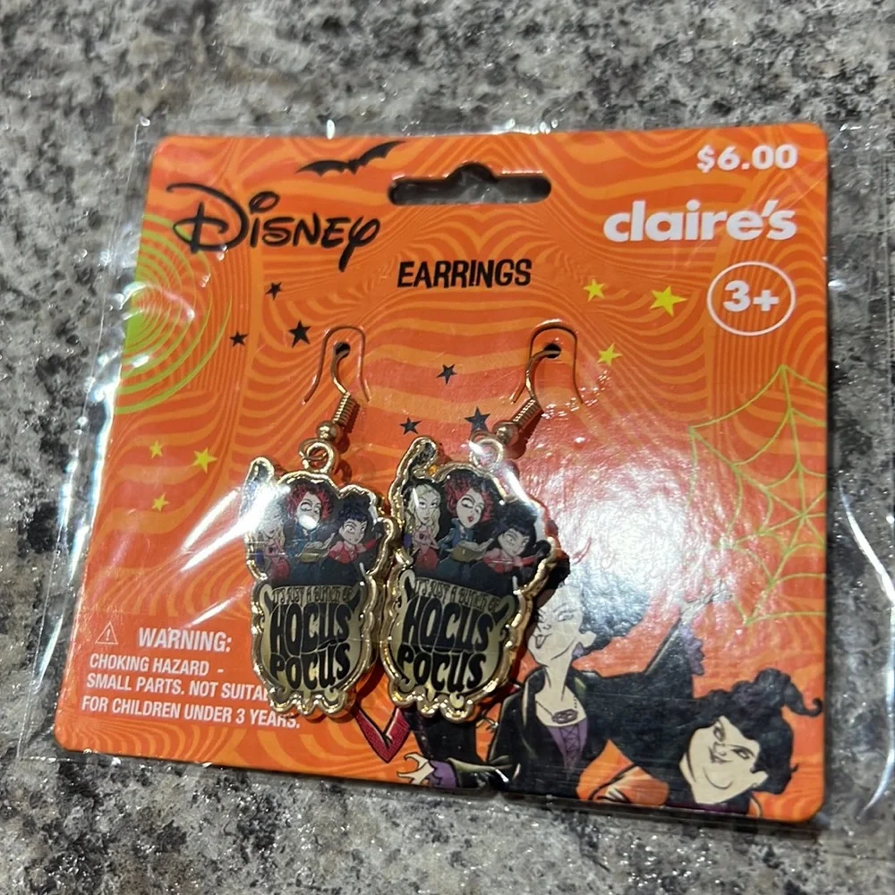 Disney Claire’s NWT Hocus Pocus Halloween Earrings